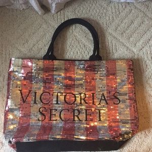 Large Victoria’s Secret tote